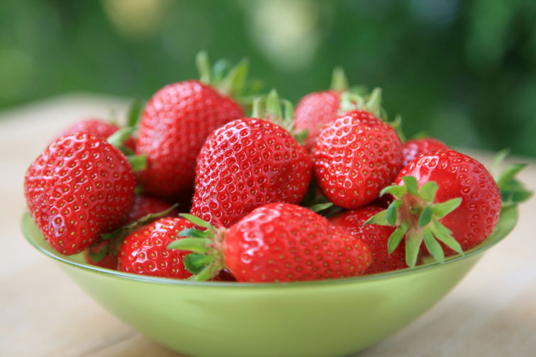 Carbs in Strawberries New Health Guide